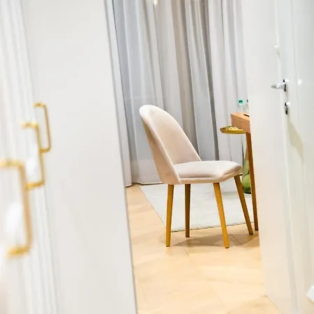 Apartmán Eko Park Abdank White