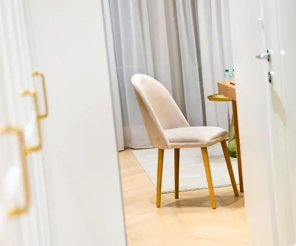 Apartament Eko Park Abdank White By Bookinghost