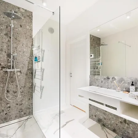 Eko Park Abdank White By Bookinghost * Warszawa