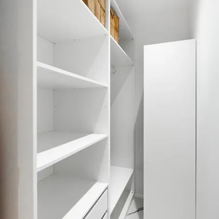 Eko Park Abdank White By Bookinghost * Varsovie