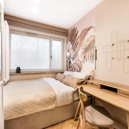 Eko Park Abdank White By Bookinghost