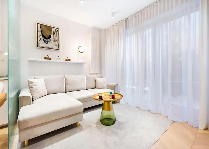 Eko Park Abdank White By Bookinghost Apartment Warschau